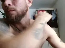 Amateur Free Porn Cam of dominantthewolf