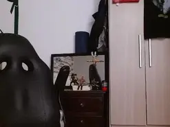 Amateur Nude Webcam of dominantthewolf
