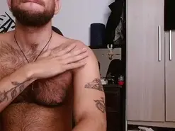 Amateur Free Live Porn of dominantthewolf