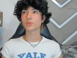 Amateur Adult Video Chat of ElliotFontaine
