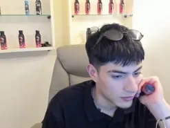 Amateur Adult Webcam of andylol330