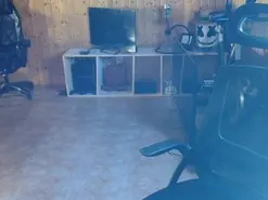 Amateur Live Porn of El_Krakis84