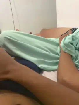 Cam4 Private Sex Chat of Uelingtonmoreno