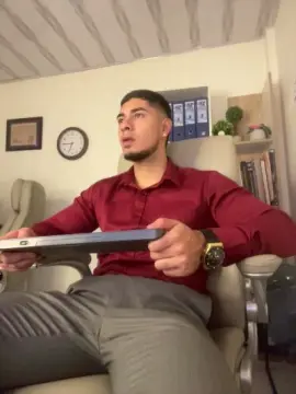 Cam4 Free Porn Cam of dimitri_coleman