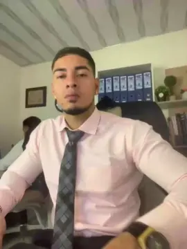 Cam4 Live Porn of dimitri_coleman