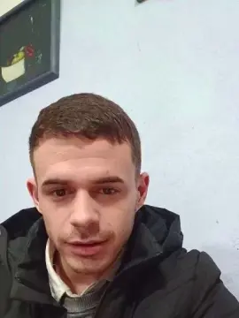 Cam4 Sex Cam of Leoo2277