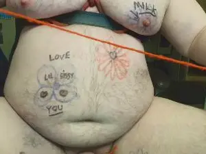 Cam4 Live Sex Cam of PiggyNVBottm