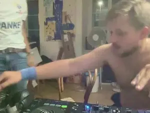 Cam4 Live Porn of Neo_J