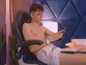 Cam4 Live Sex of LionFoster