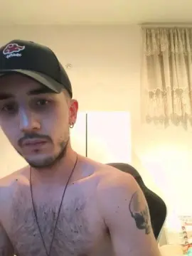 Cam4 Sex Cam of Gufetto99