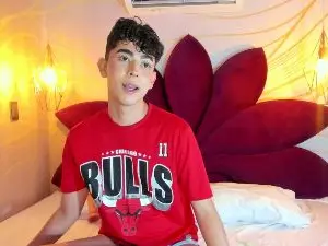 Cam4 Free Live Porn of Dominic_Jay