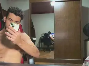 Cam4 Adult Video Chat of Drgym18