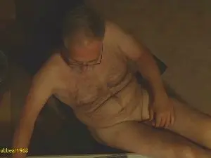 Cam4 Watch Live Sex Cams of subbear1968