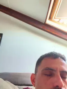 Cam4 Free Live Porn of rafabr91
