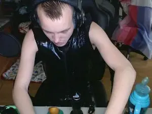Cam4 Live Porn of puppydraco_sexy