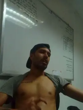 Cam4 Live Sex Cam of robinson183