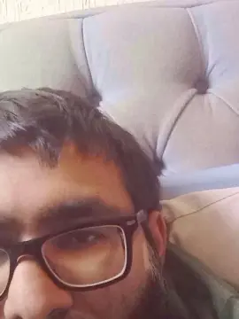 Cam4 Live Sex of henchy94