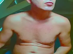 Cam4 Free Live Porn of maxhard1977