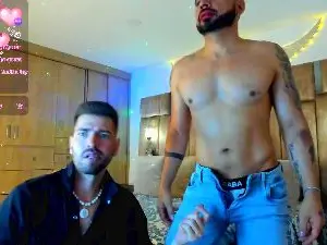 Cam4 Live Porn of petterandwilly
