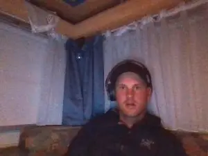 Cam4 Free Live Porn of mitchell_boy
