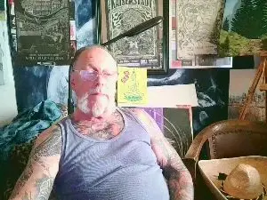Cam4 Adult Video Chat of blindsurfer