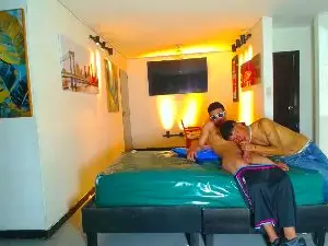 Cam4 Live Porn of CERUJOIS