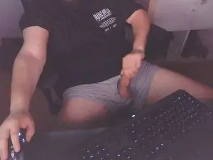Cam4 Nude Webcam of Axelbladeee