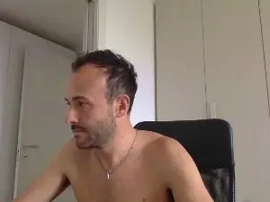 Cam4 Nude Webcam of hhombres