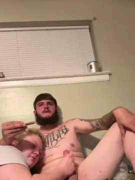 Cam4 Live Porn of whitecock43