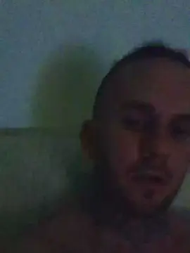 Cam4 Sex Cam of Alexhookah69