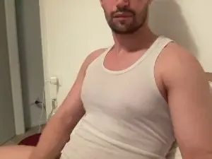 Cam4 Free Live Porn of itsmessiah