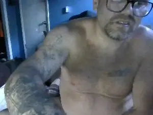 Cam4 Live Porn of Giovanni0420