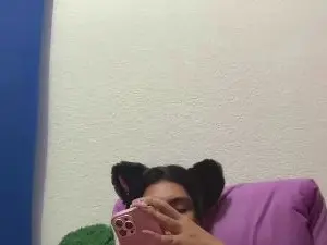 Cam4 Live Sex Cam of robertland