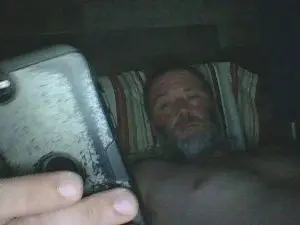 Cam4 Live Porn of andrewe421