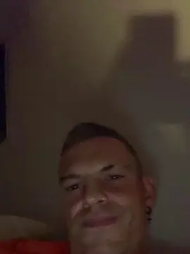 Cam4 Adult Video Chat of yourslutboy3