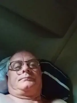 Cam4 Free Live Porn of charlemagne18