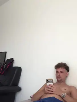 Cam4 Live Porn of youngplayboymm