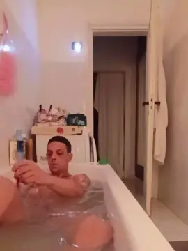 Cam4 Private Sex Chat of Roccovalentino