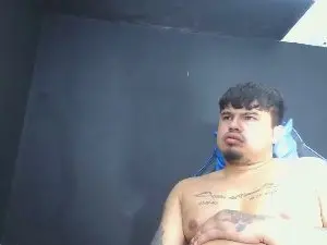 Cam4 Live Porn of master_bigcock1