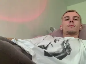 Cam4 Sex Cam of JeremyScotty