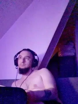 Cam4 Nude Webcam of Knutberserker