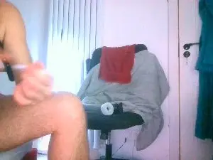 Cam4 Live Sex of HairyHorn1