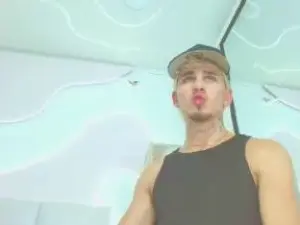 Cam4 Live Porn of DanntheStiff