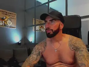 Cam4 Adult Video Chat of AronGrant