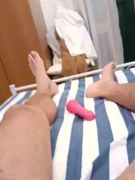 Cam4 Free Live Porn of mattia20cmhot