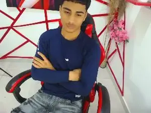 Cam4 Free Live Porn of Oliver_Parker