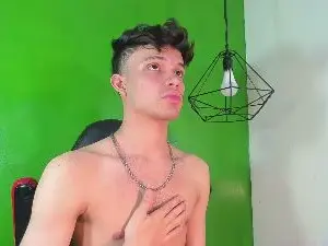 Cam4 Live Sex of alexgod_
