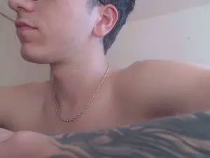 Cam4 Live Sex of axel_serra