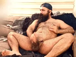 Cam4 Live Porn of BeardedSmoker