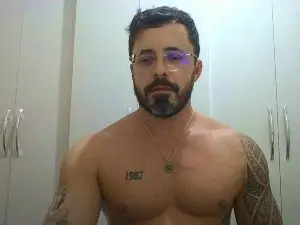 Cam4 Live Porn of Alers87